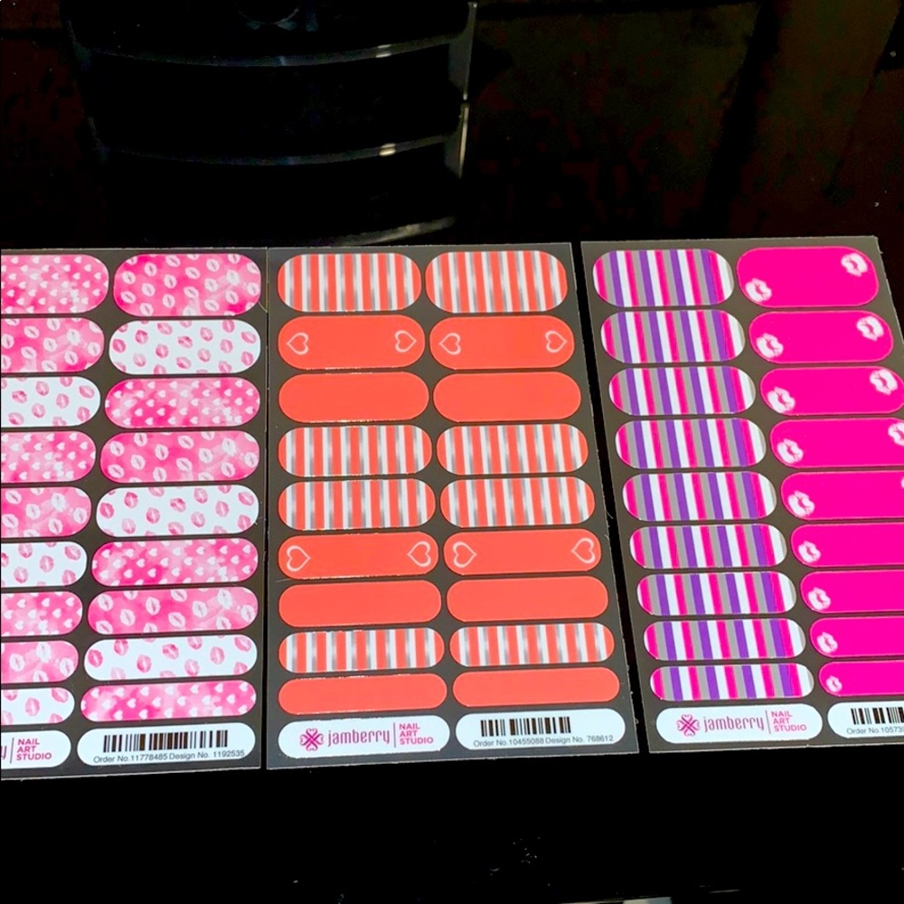 ❤️ 3 FULL Sheets- Jamberry Nail Wraps- Adult